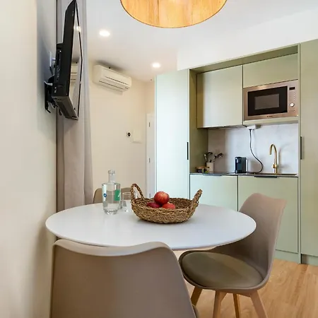 Metropolitan Living Lisbon - Laranjeiras Apartment Exterior photo